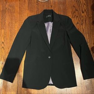 length 28 inches, armpit to armpit 18 inches, and shoulder to shoulder 15”